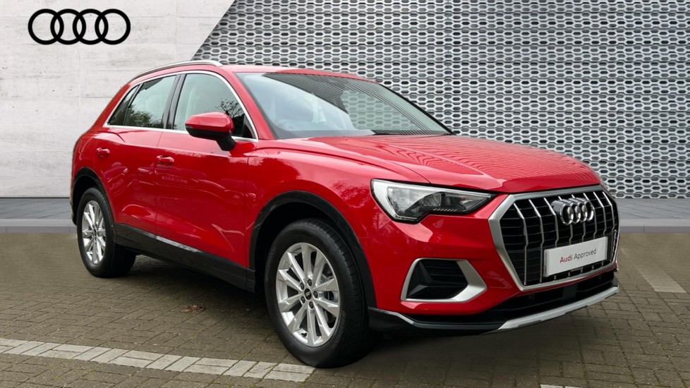 Main listing image - Audi Q3