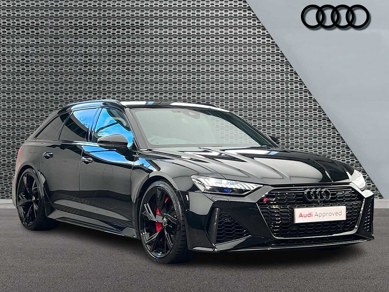 Main listing image - Audi RS6