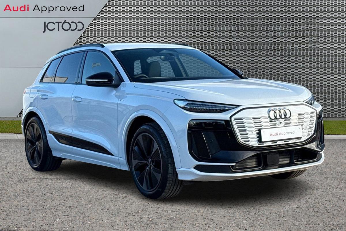 Main listing image - Audi Q6 e-tron