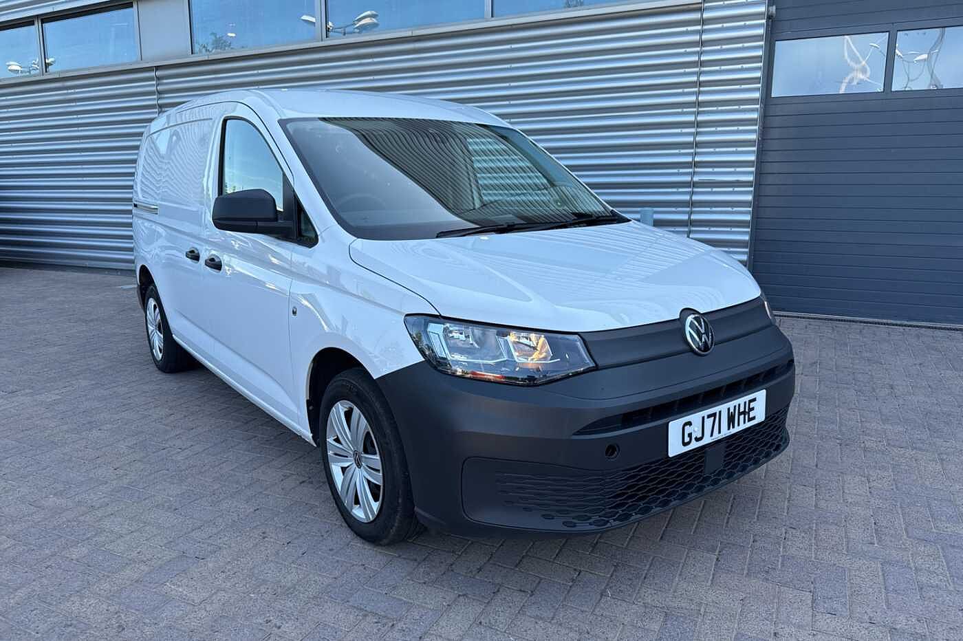 Main listing image - Volkswagen Caddy Maxi