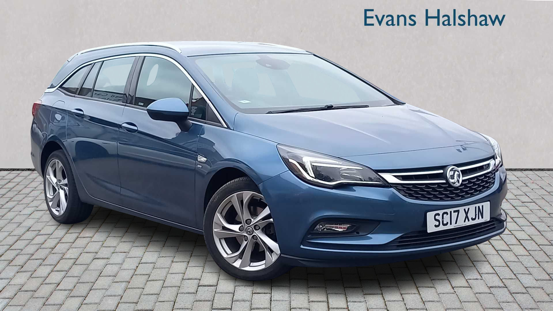 Main listing image - Vauxhall Astra Sports Tourer