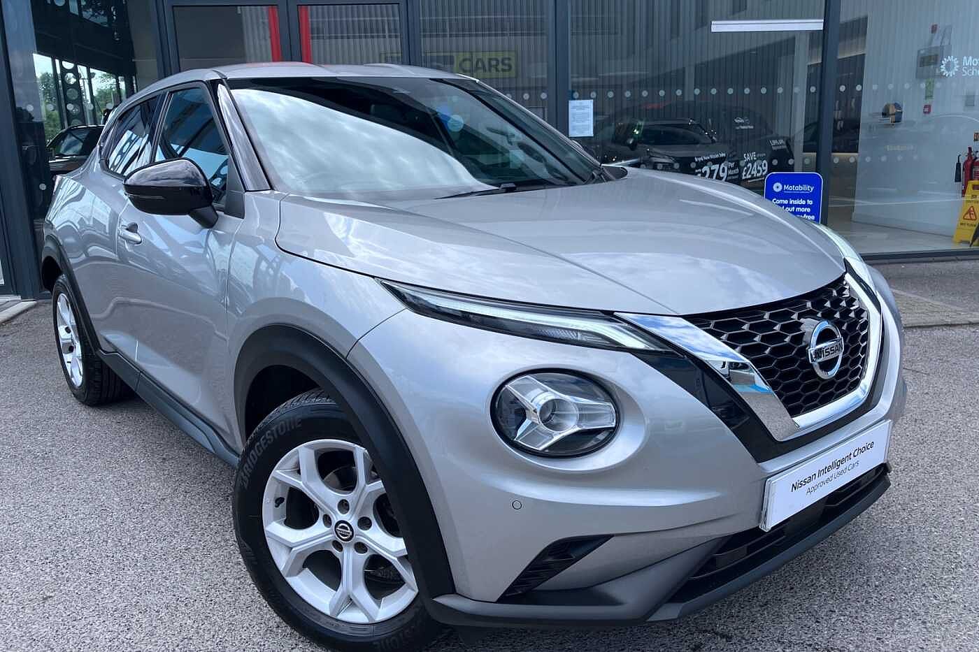 Main listing image - Nissan Juke