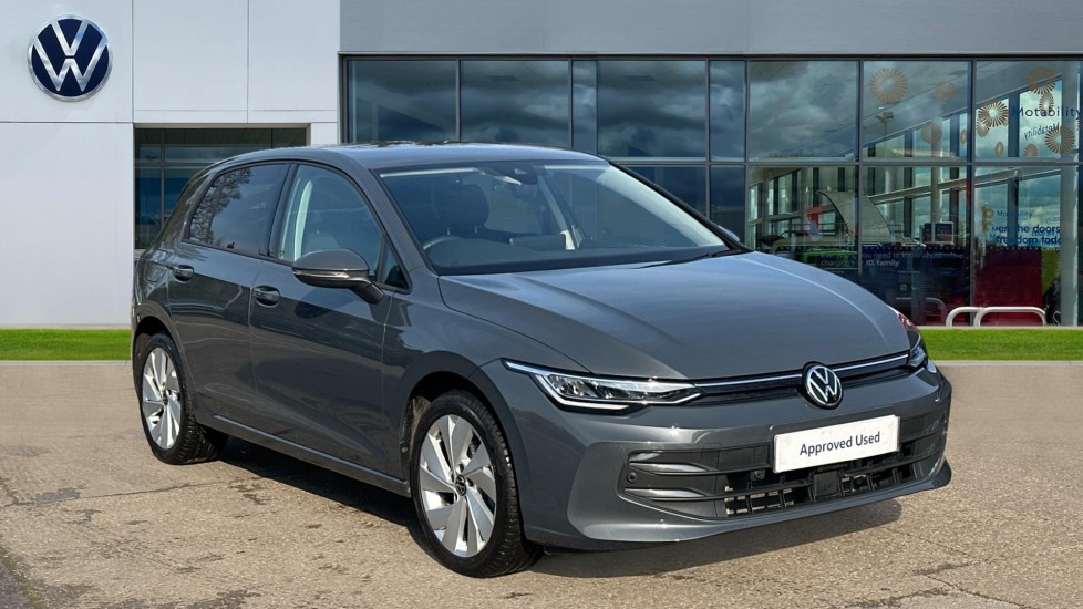 Main listing image - Volkswagen Golf