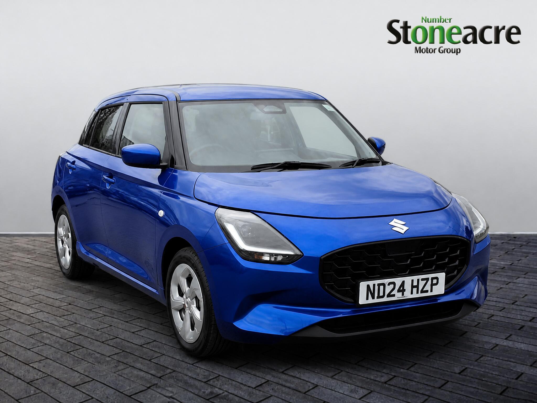 Main listing image - Suzuki Swift