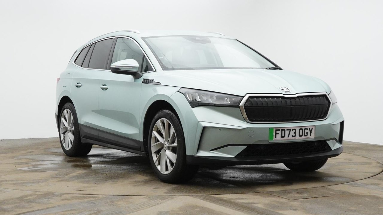 Main listing image - Skoda Enyaq