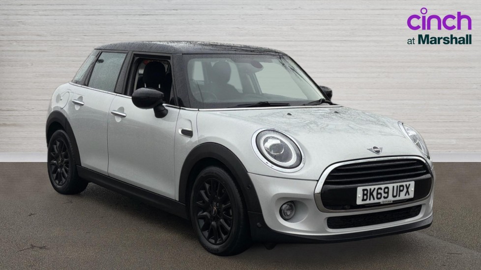 Main listing image - MINI Hatchback 5dr