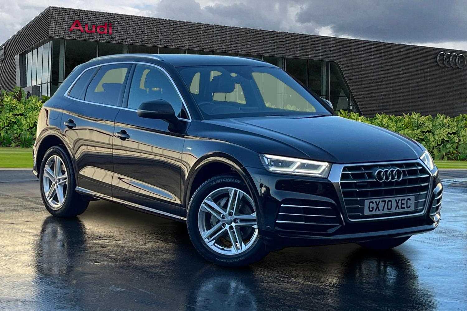 Main listing image - Audi Q5