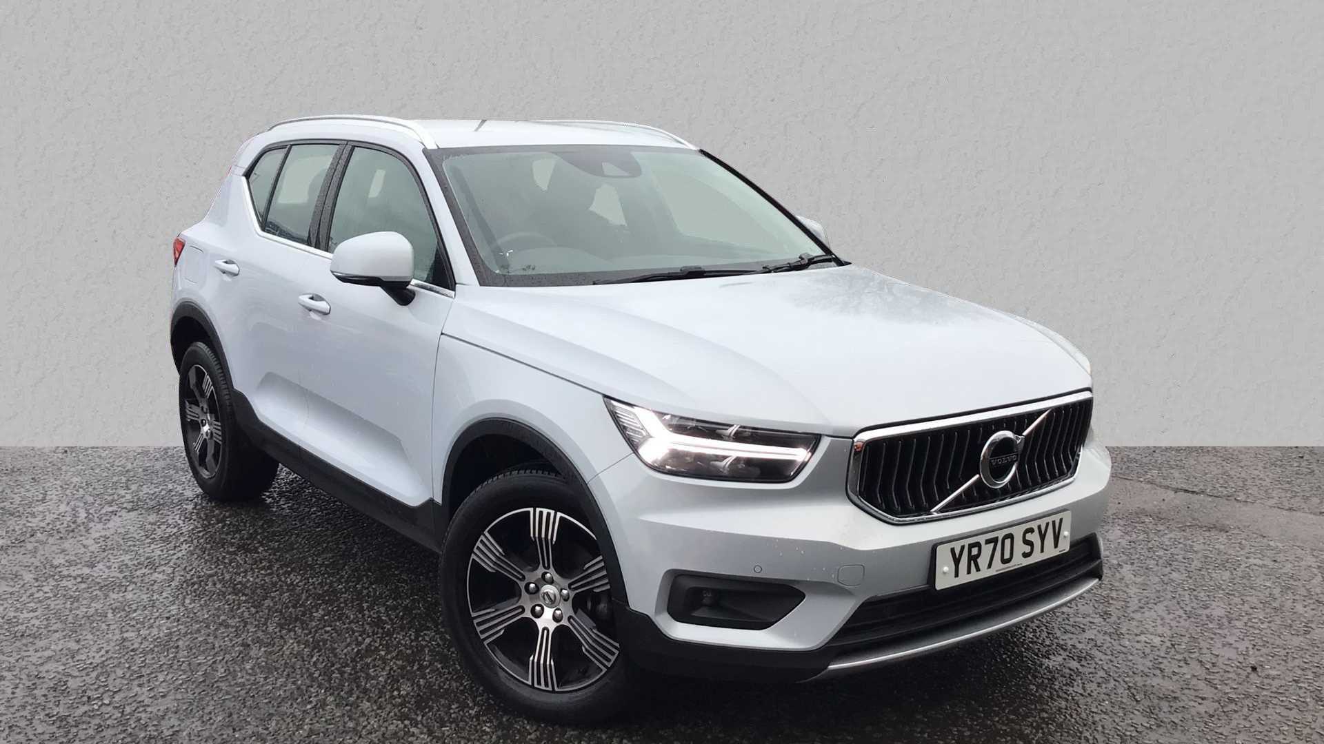 Main listing image - Volvo XC40