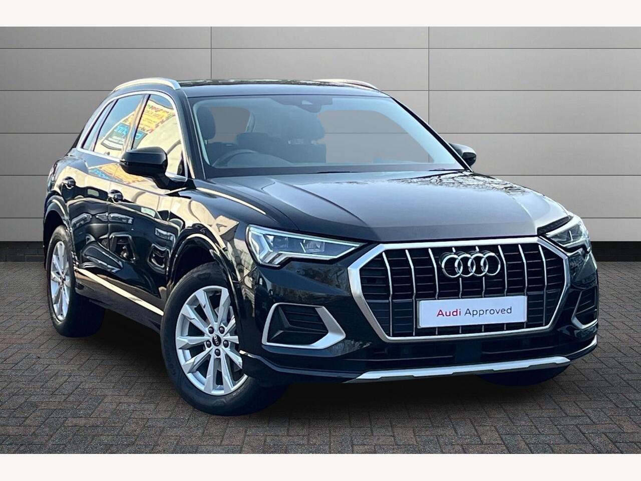 Main listing image - Audi Q3