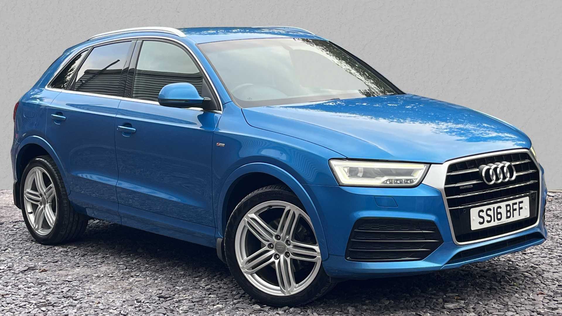 Main listing image - Audi Q3