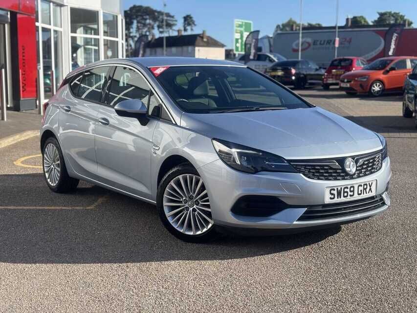 Main listing image - Vauxhall Astra
