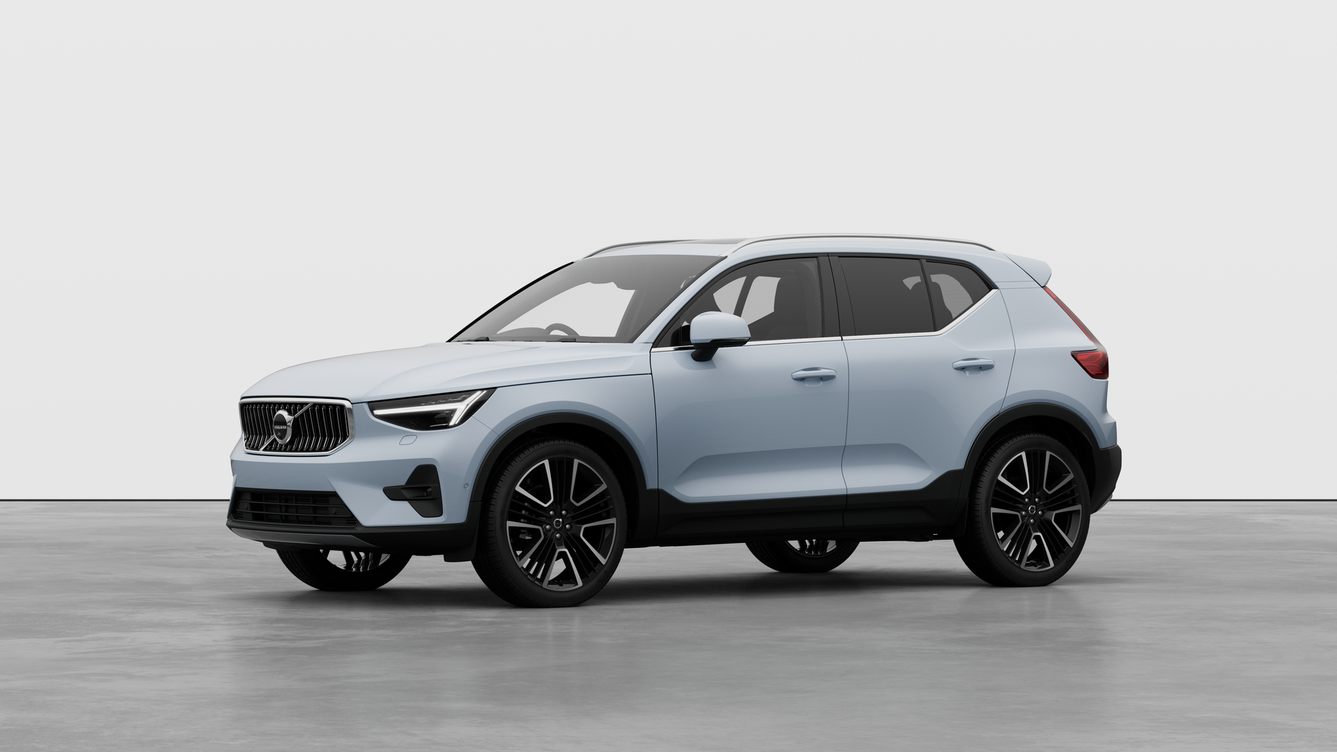 Main listing image - Volvo XC40