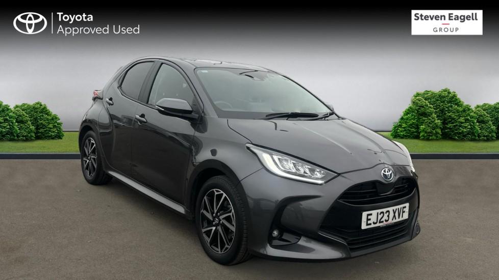 Main listing image - Toyota Yaris