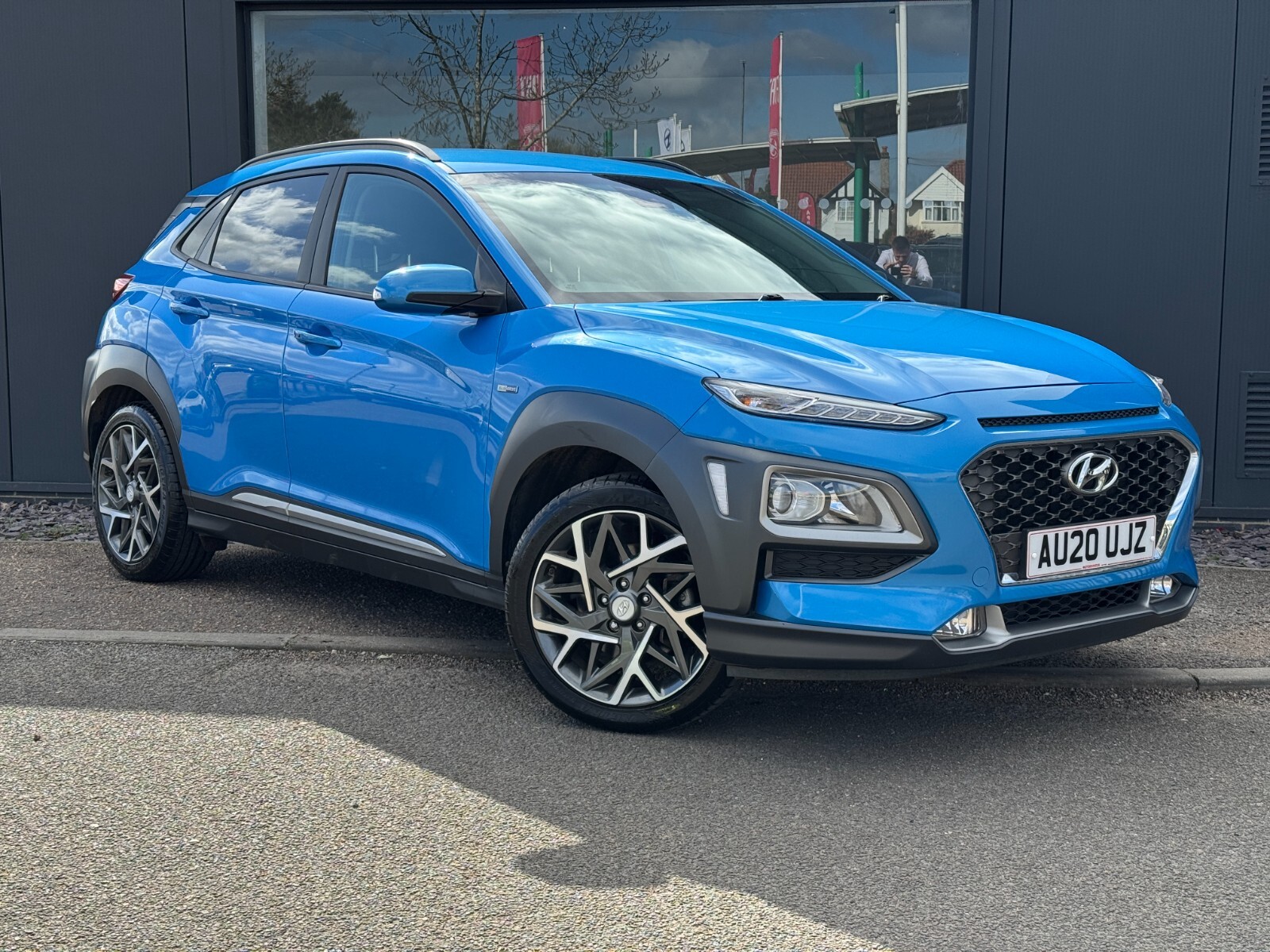 Main listing image - Hyundai Kona