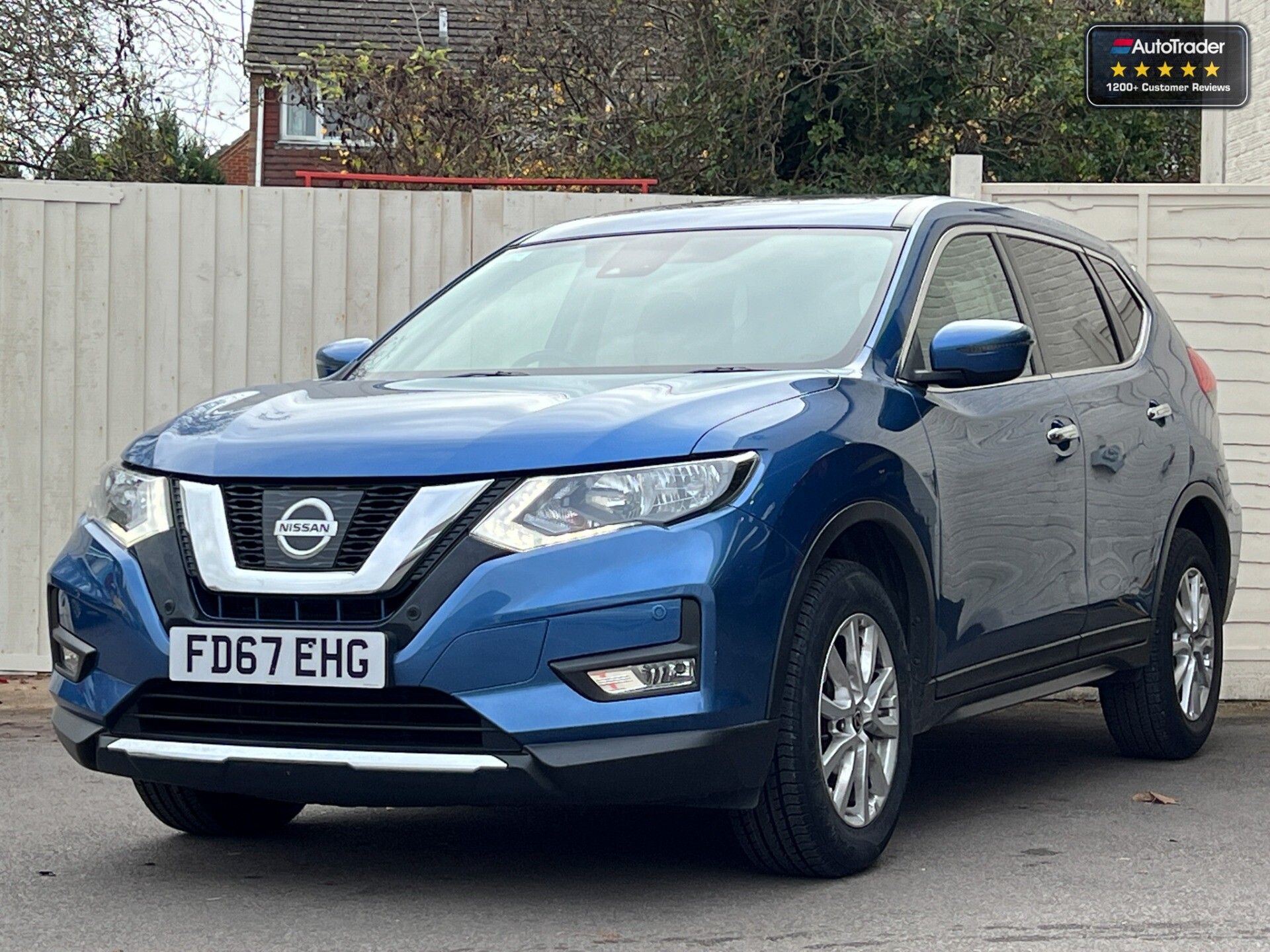 Main listing image - Nissan X-Trail