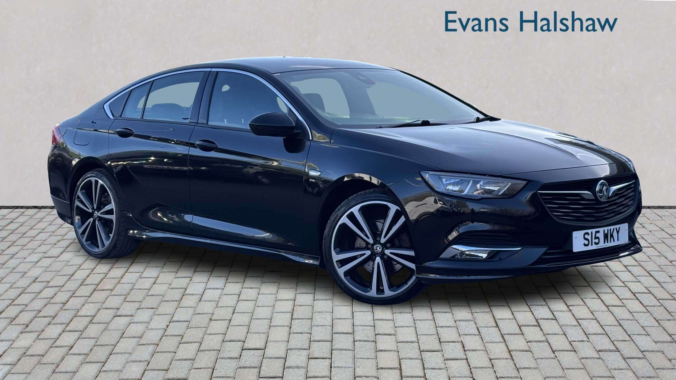 Main listing image - Vauxhall Insignia