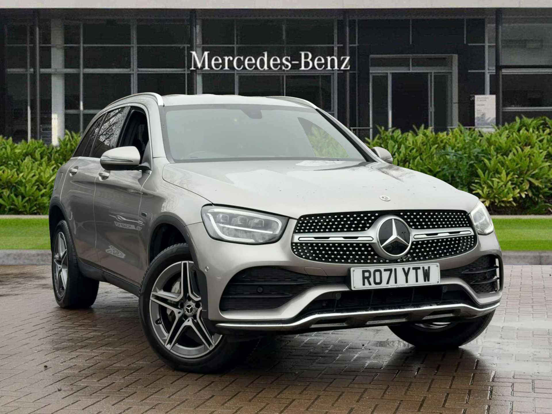 Main listing image - Mercedes-Benz GLC