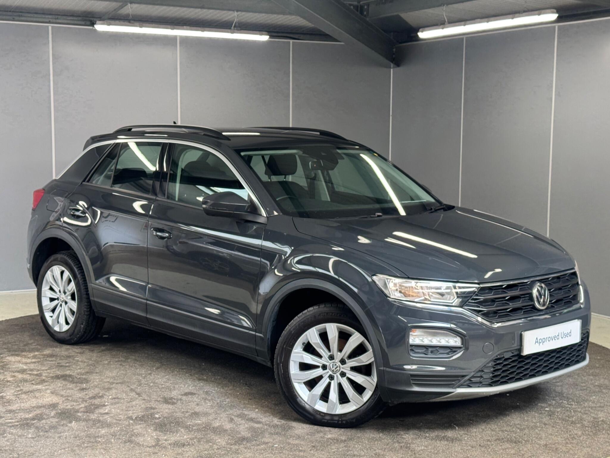 Main listing image - Volkswagen T-Roc