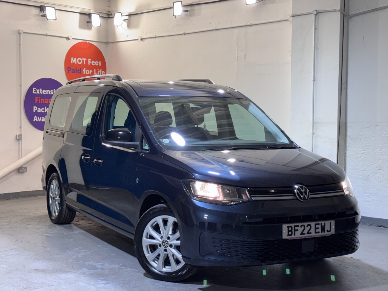 Main listing image - Volkswagen Caddy Maxi Life