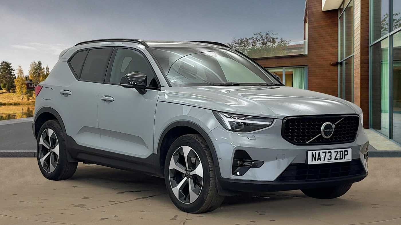 Main listing image - Volvo XC40