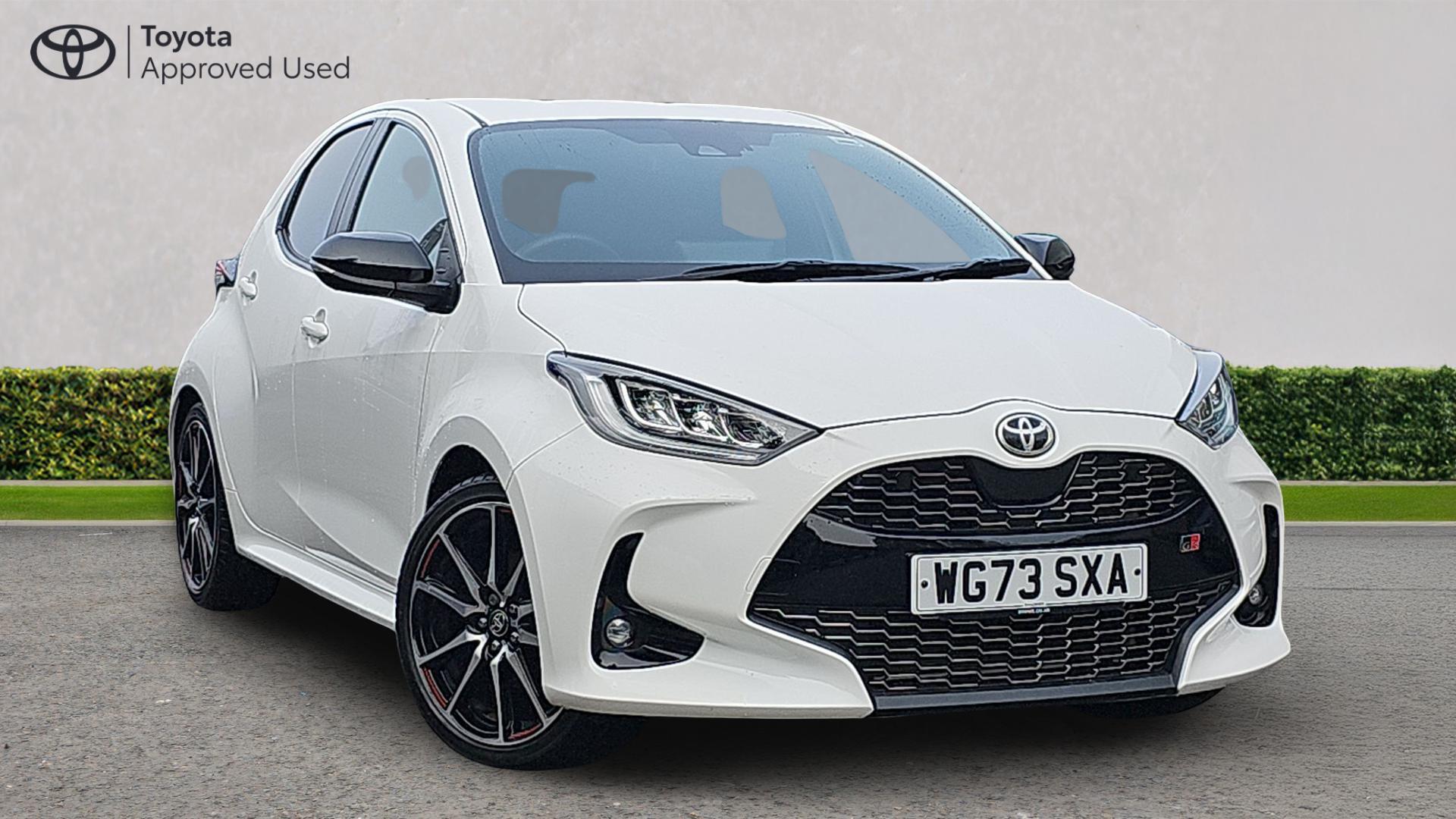 Main listing image - Toyota Yaris
