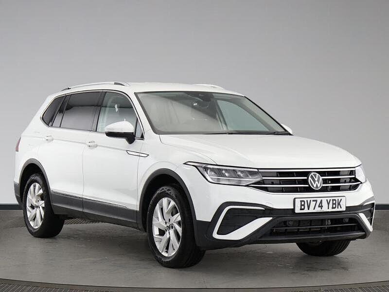 Main listing image - Volkswagen Tiguan Allspace
