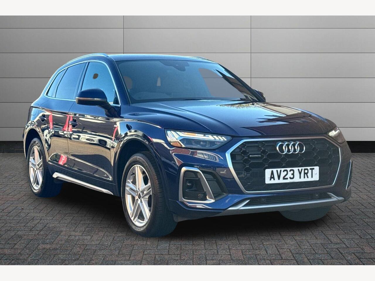 Main listing image - Audi Q5