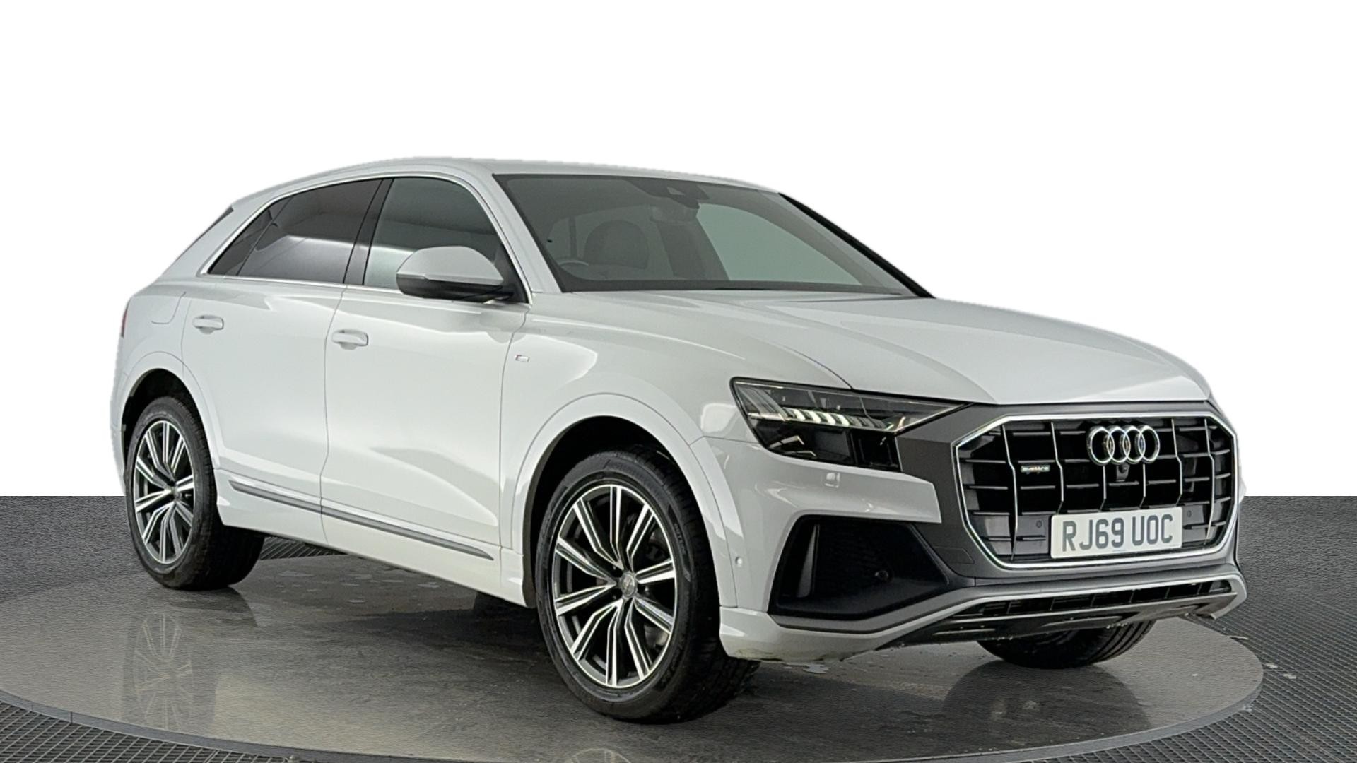 Main listing image - Audi Q8