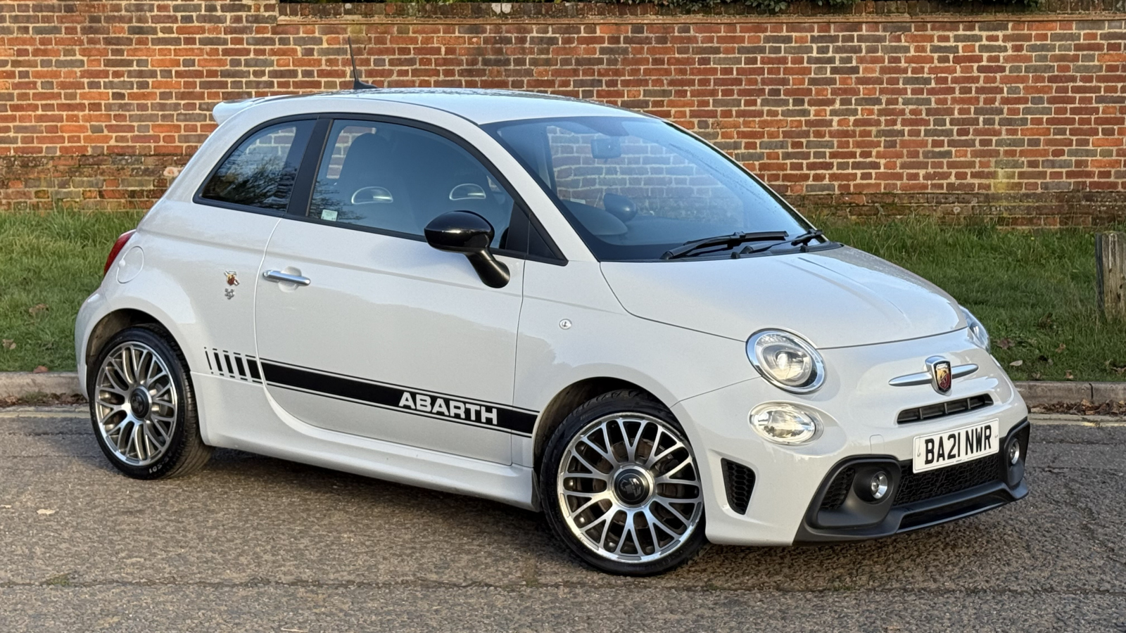 Main listing image - Abarth 595