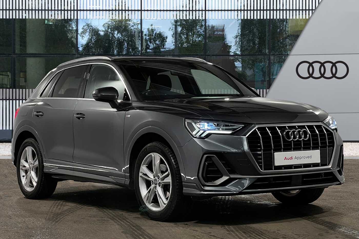 Main listing image - Audi Q3