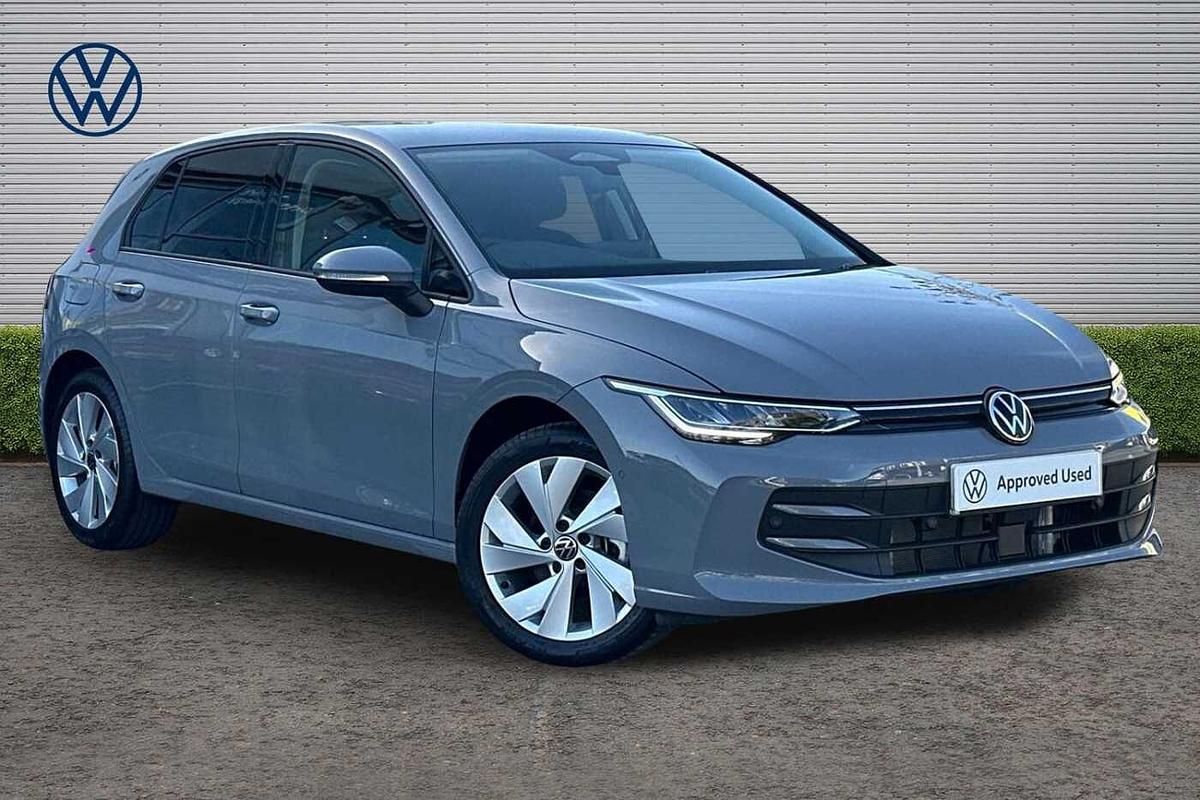 Main listing image - Volkswagen Golf