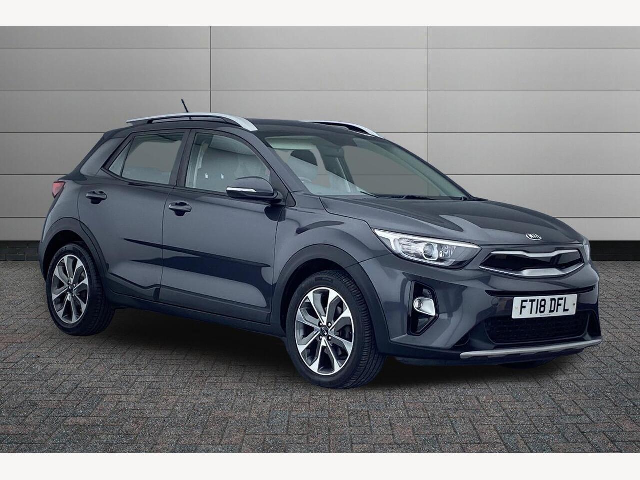 Main listing image - Kia Stonic