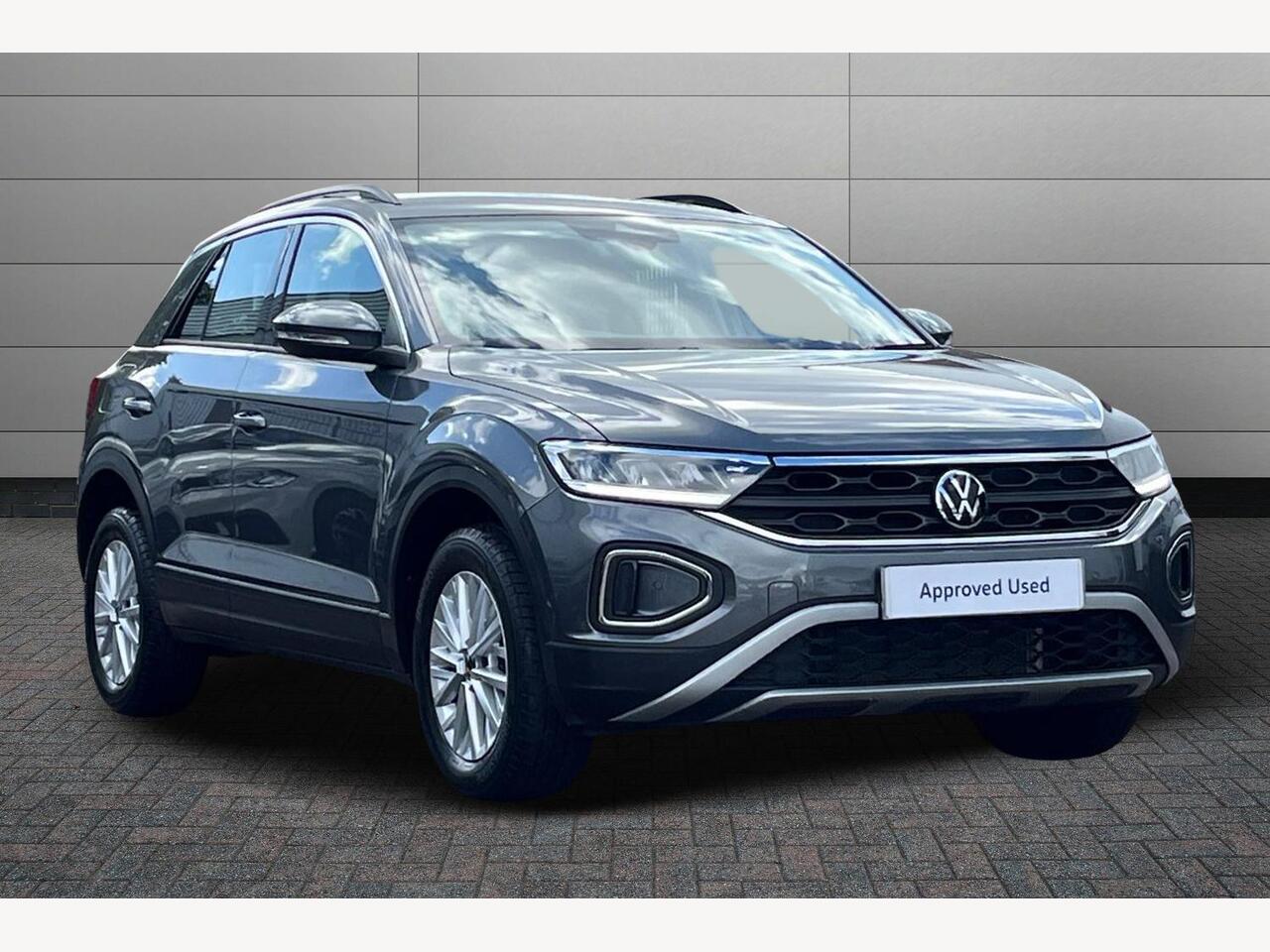 Main listing image - Volkswagen T-Roc