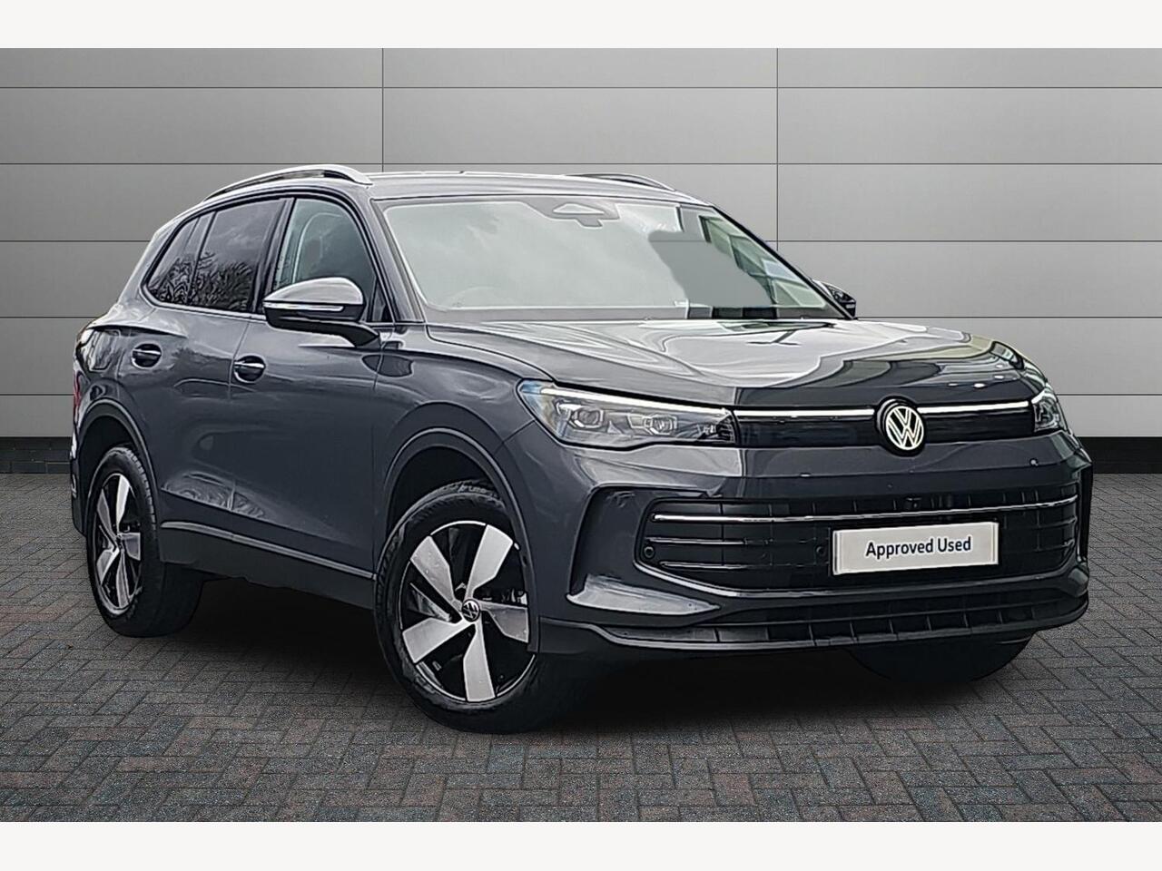 Main listing image - Volkswagen Tiguan
