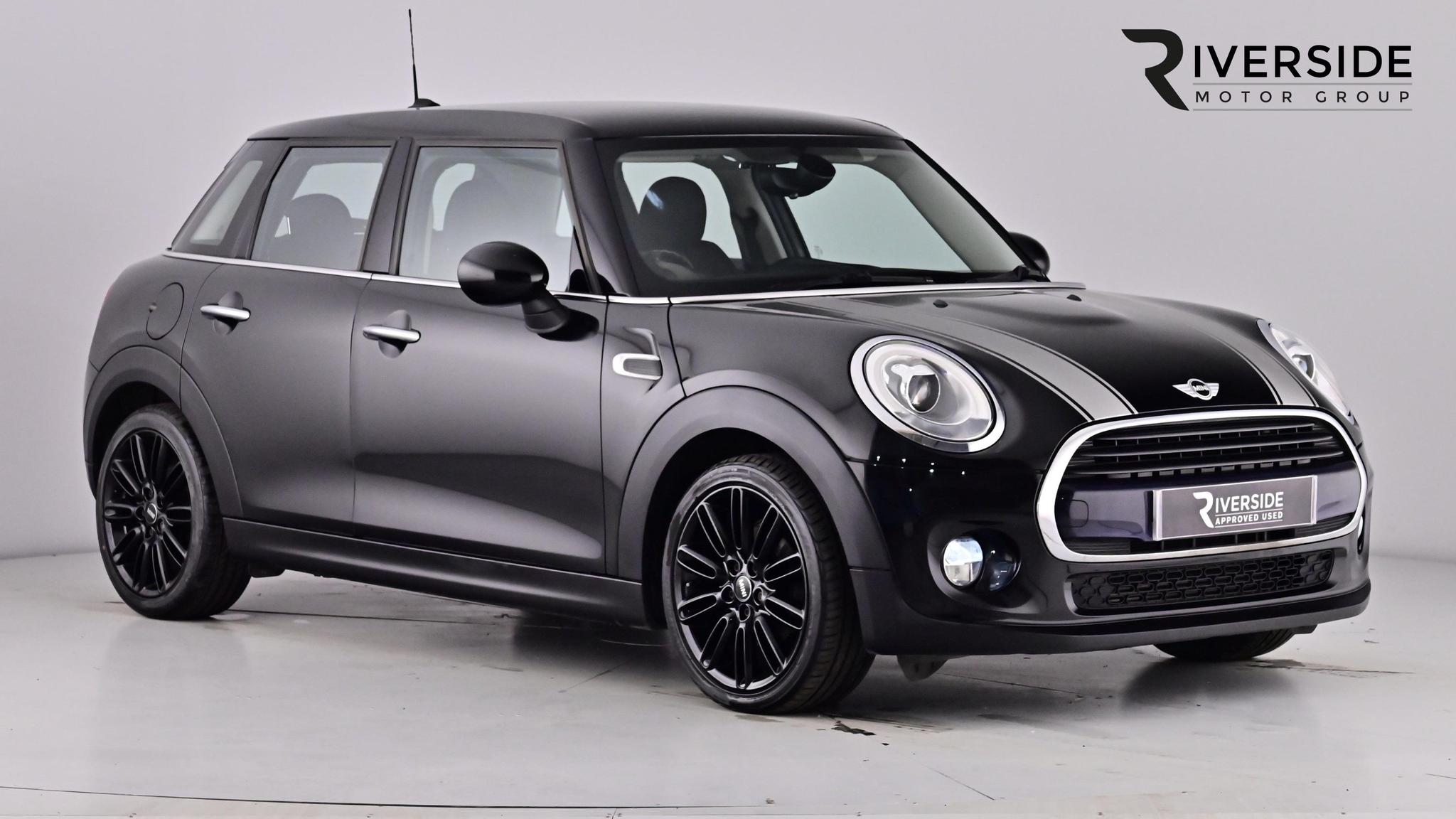 Main listing image - MINI Hatchback 5dr