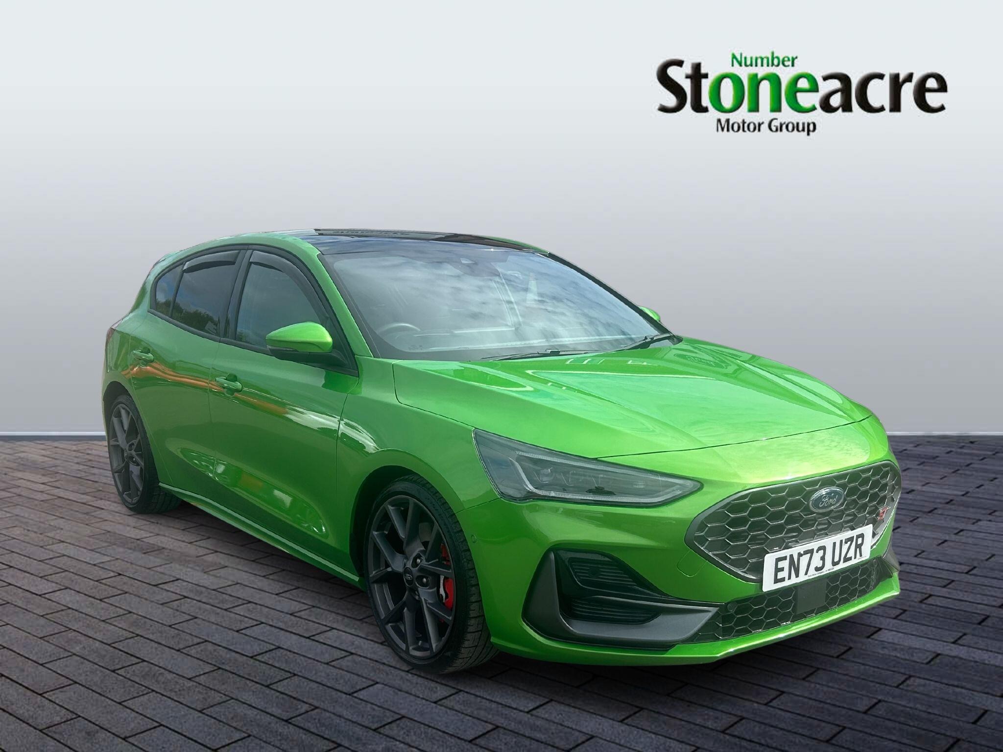 Main listing image - Ford Focus ST