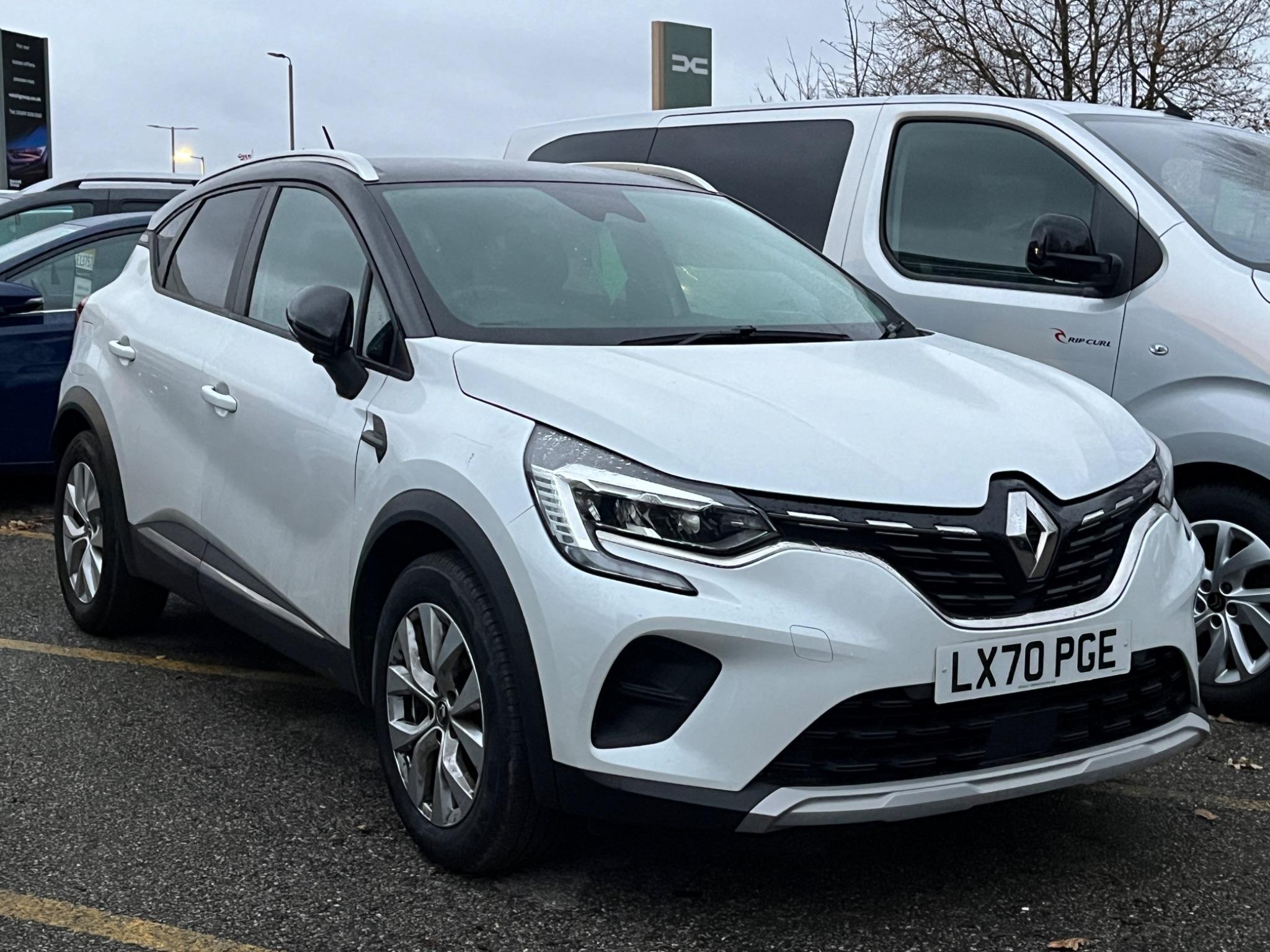 Main listing image - Renault Captur