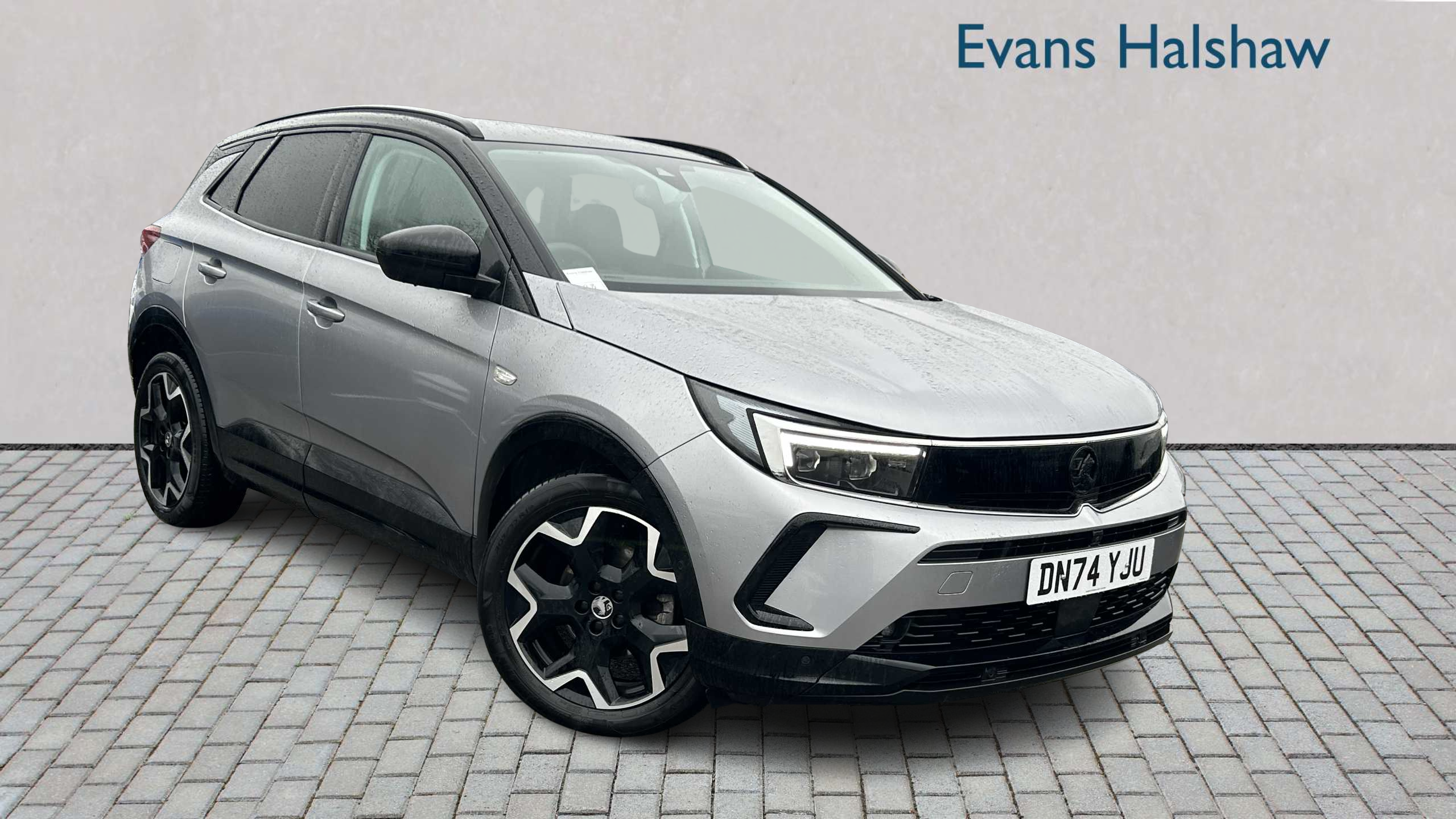 Main listing image - Vauxhall Grandland