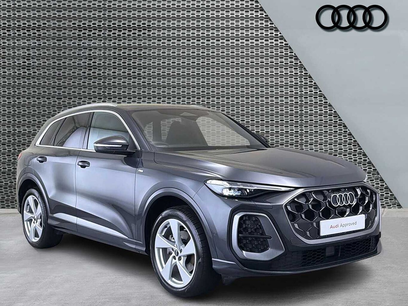 Main listing image - Audi Q5