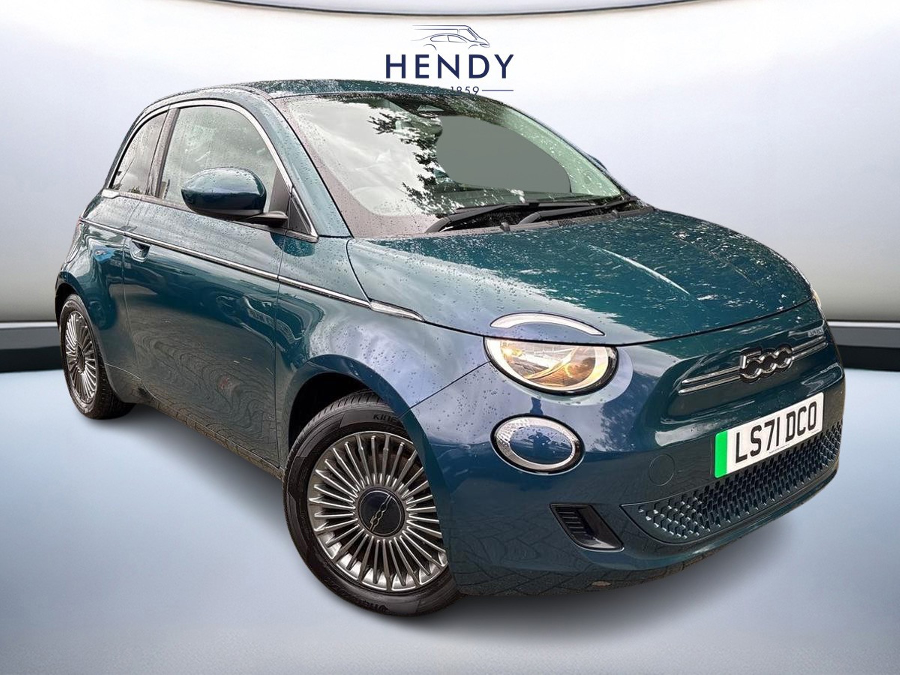 Main listing image - Fiat 500