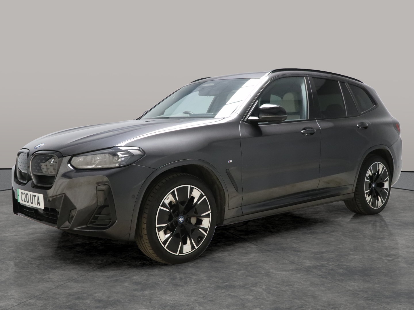 Main listing image - BMW i5