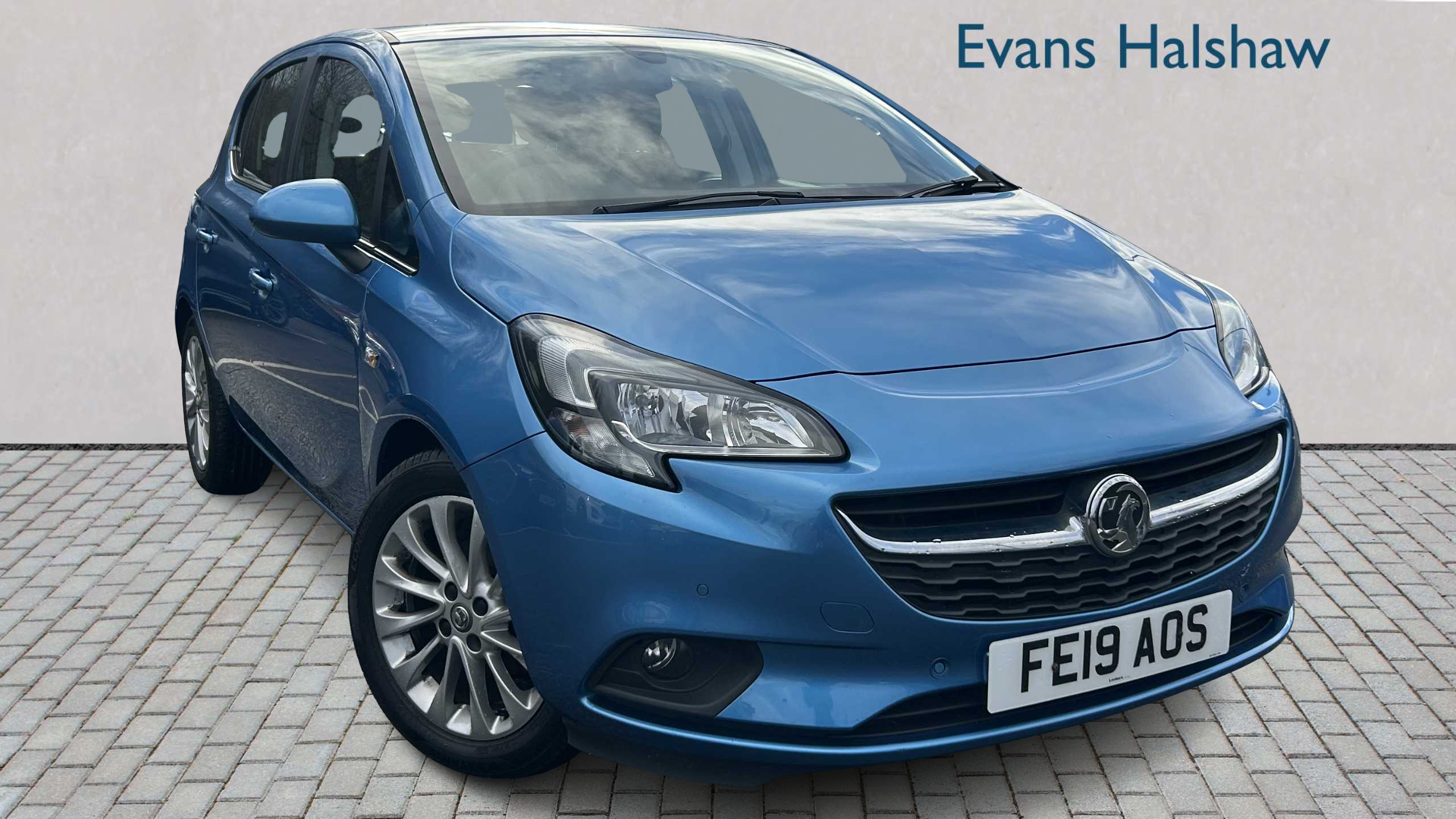 Main listing image - Vauxhall Corsa