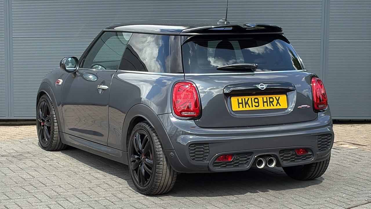 Main listing image - MINI Hatchback