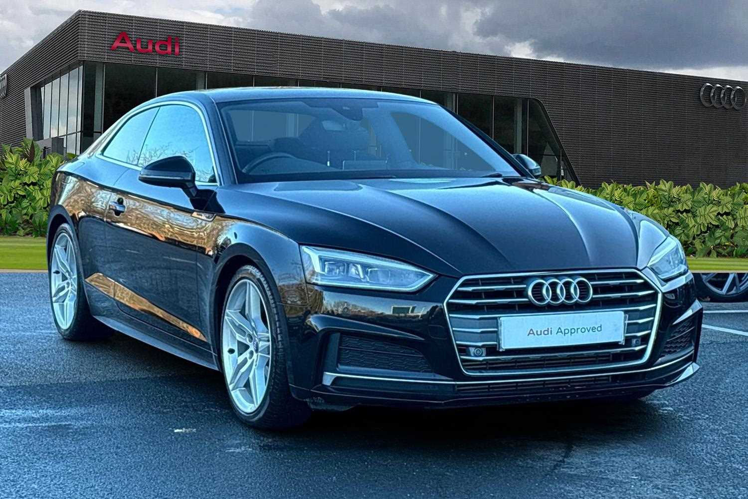 Main listing image - Audi A5