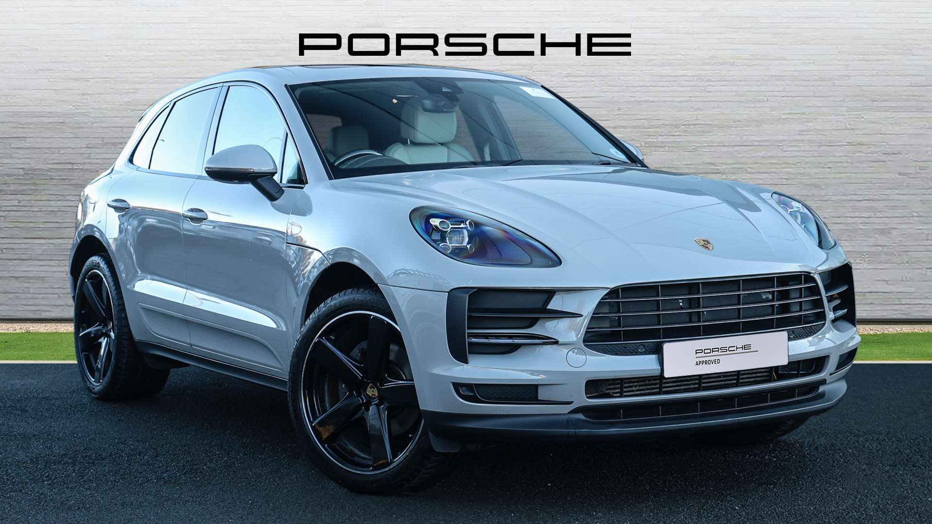 Main listing image - Porsche Macan