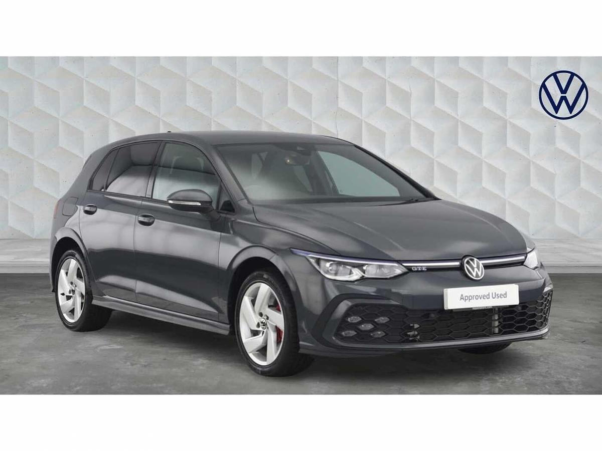 Main listing image - Volkswagen Golf GTE