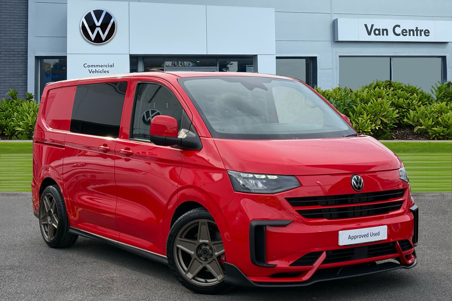Main listing image - Volkswagen Transporter