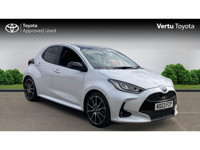 Main listing image - Toyota Yaris