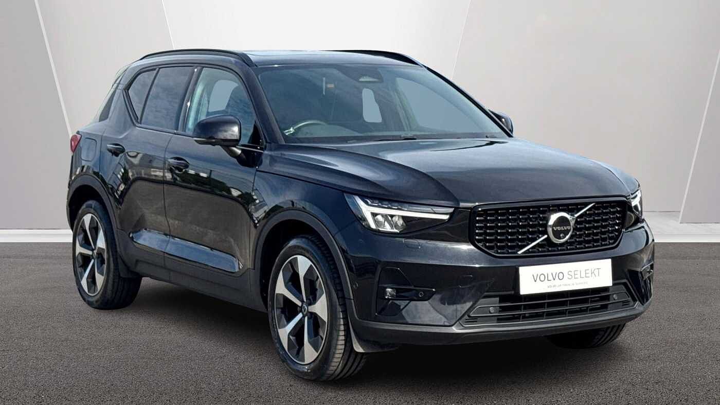 Main listing image - Volvo XC40