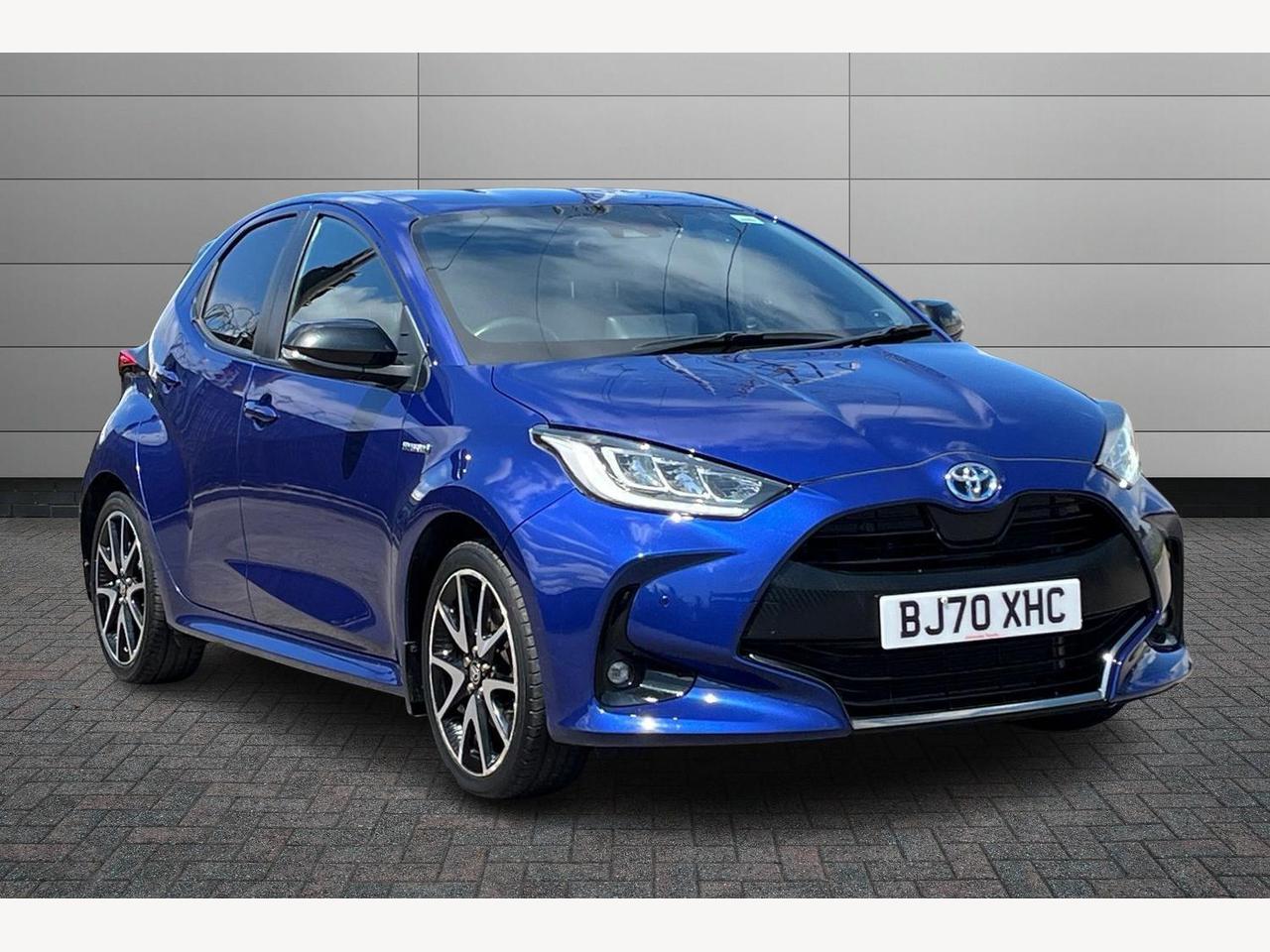 Main listing image - Toyota Yaris